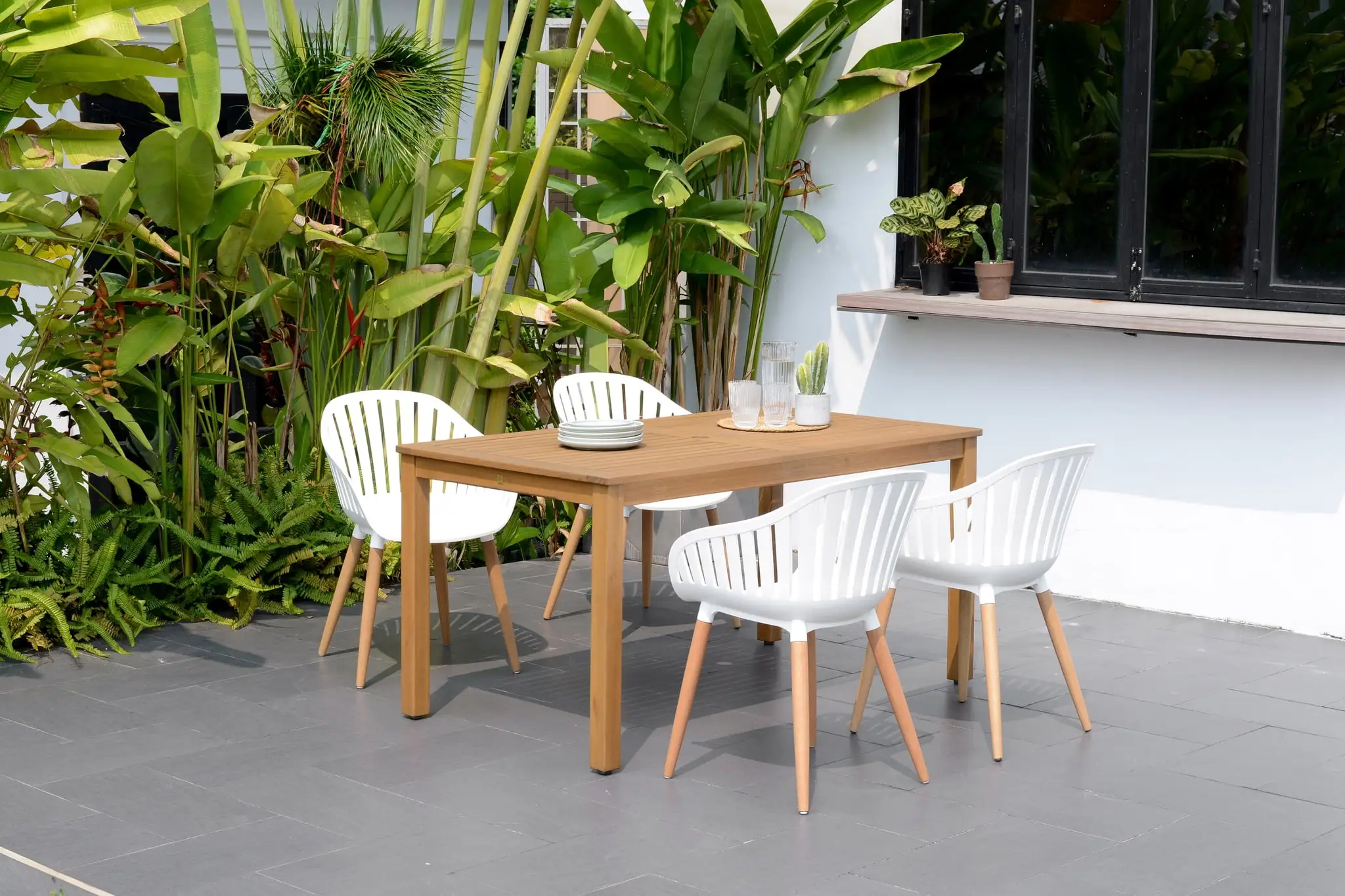 Amazonia Brisbane 5 Pieces Rectangular Outdoor Dining Set Teak Finish. Ideal for Patio