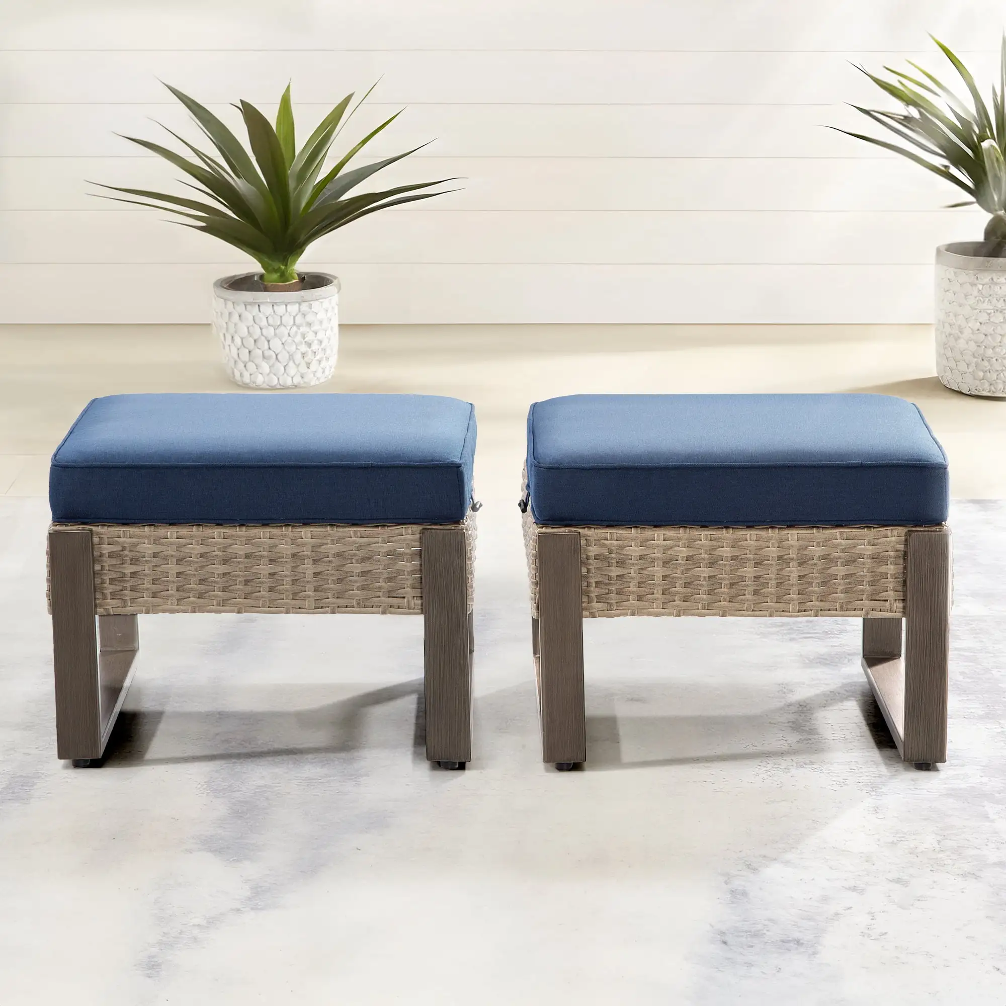 Meetleisure 2-Piece Outdoor PE Rattan Ottomans with Removable Cushions. Navy