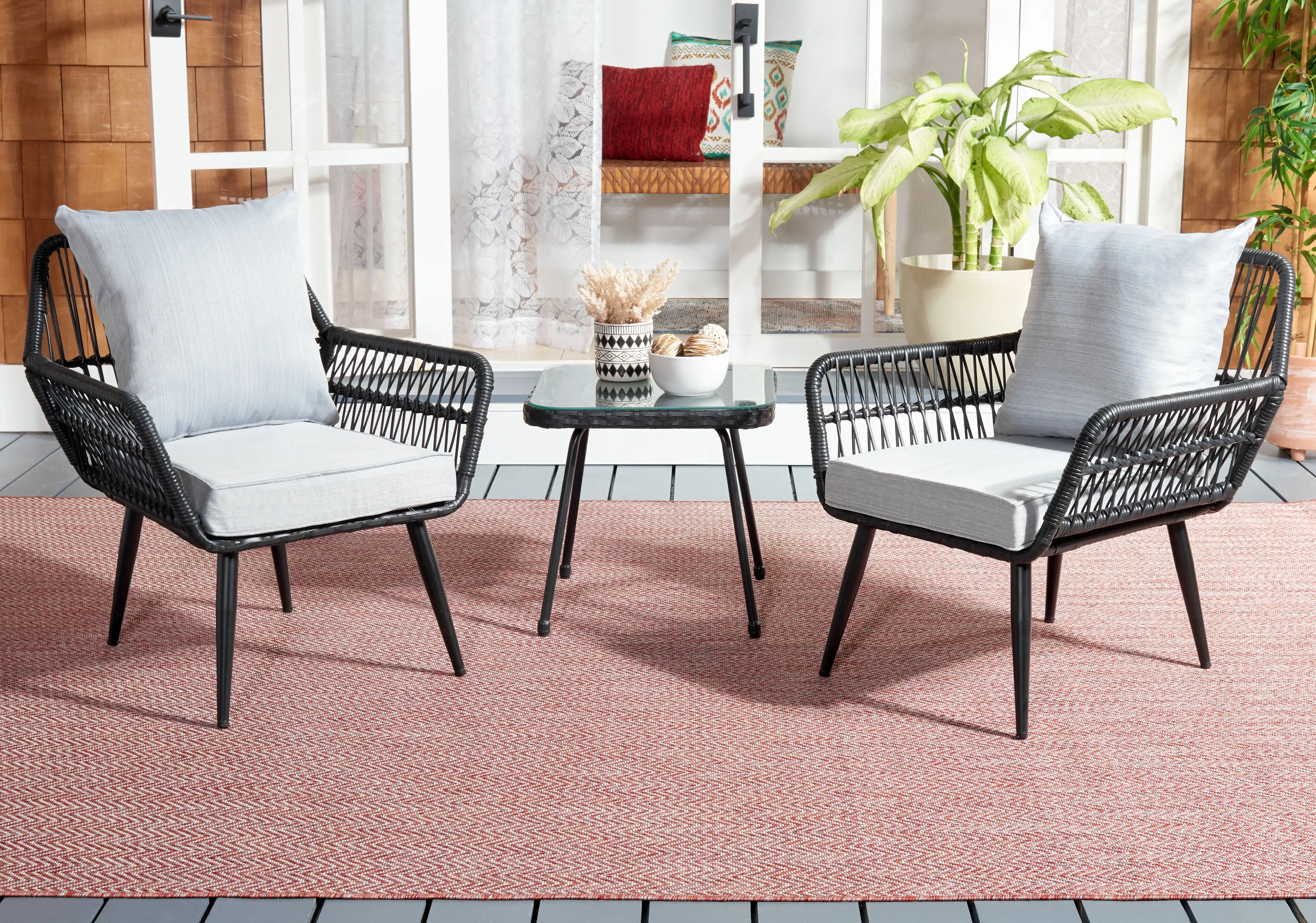 SAFAVIEH Londyn Outdoor Patio 3 Piece Lounge Set. Black/Grey