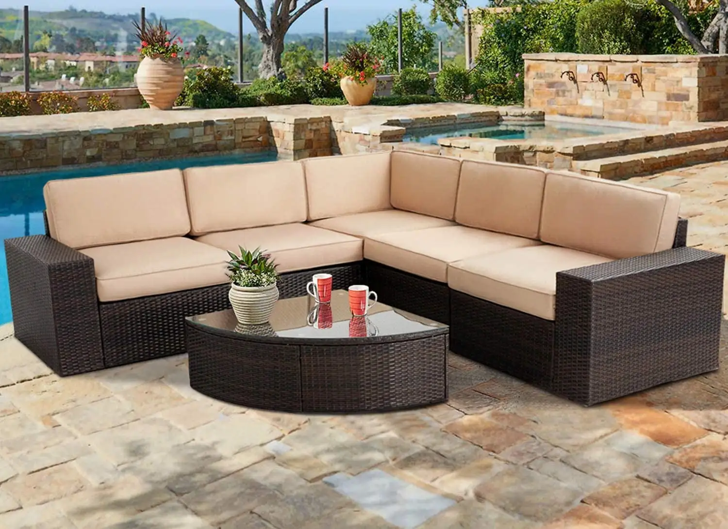 SUNCROWN Outdoor Furniture Sectional Sofa & Wedge Table (6-Piece Set) with Beige Cushions