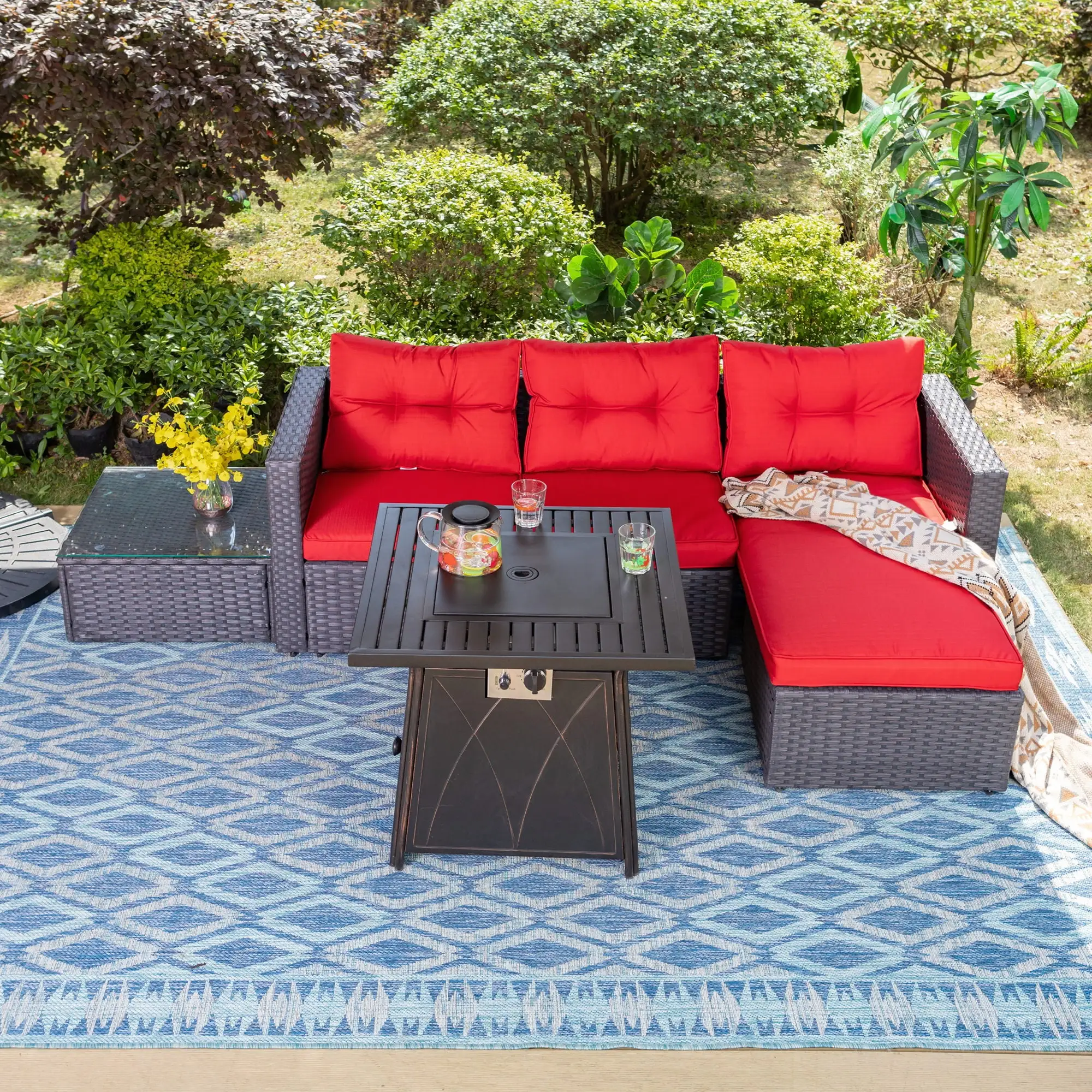 Sophia & William 4 Pieces Wicker Outdoor Sectionals with Fire Pit Table. Red